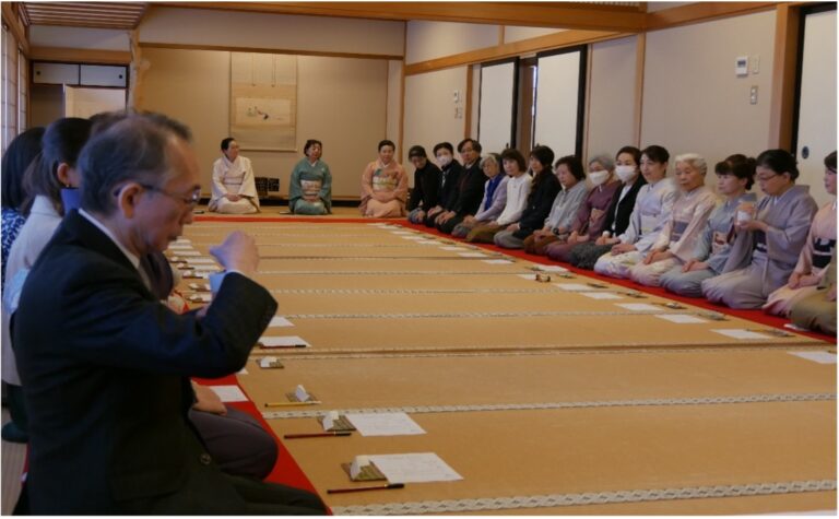 令和７年3月27日(木)　薬師寺修二会花会式　聞香席を開筵します。